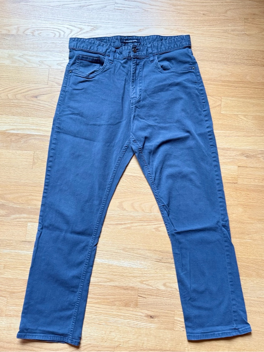 Calvin Klein Jeans Slim Fit in Navy 34x30L